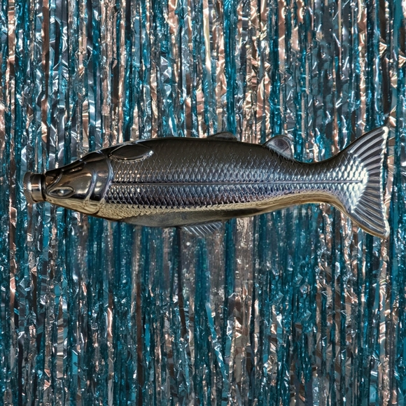 Other - Stainless Steel Fish-shaped Flask, EUC